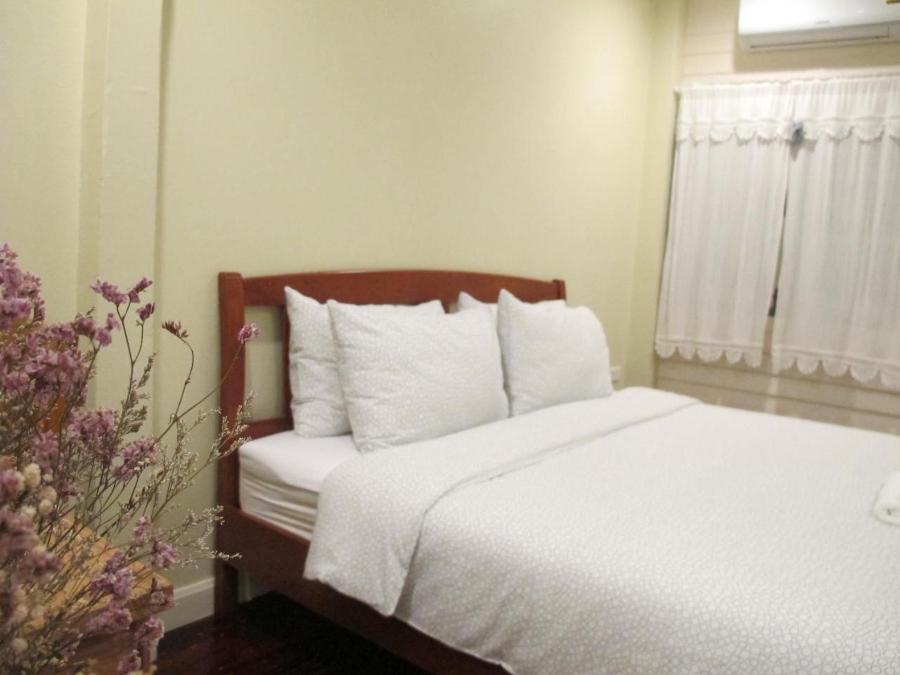 Ban Ing Yom Bed&Breakfast Sukhothai Bagian luar foto