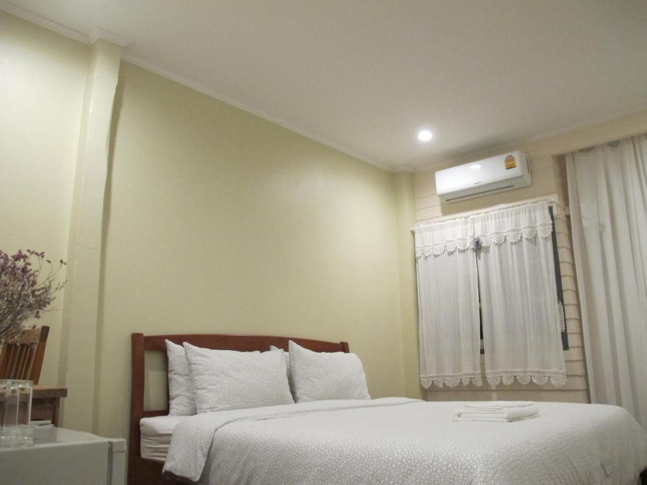 Ban Ing Yom Bed&Breakfast Sukhothai Bagian luar foto