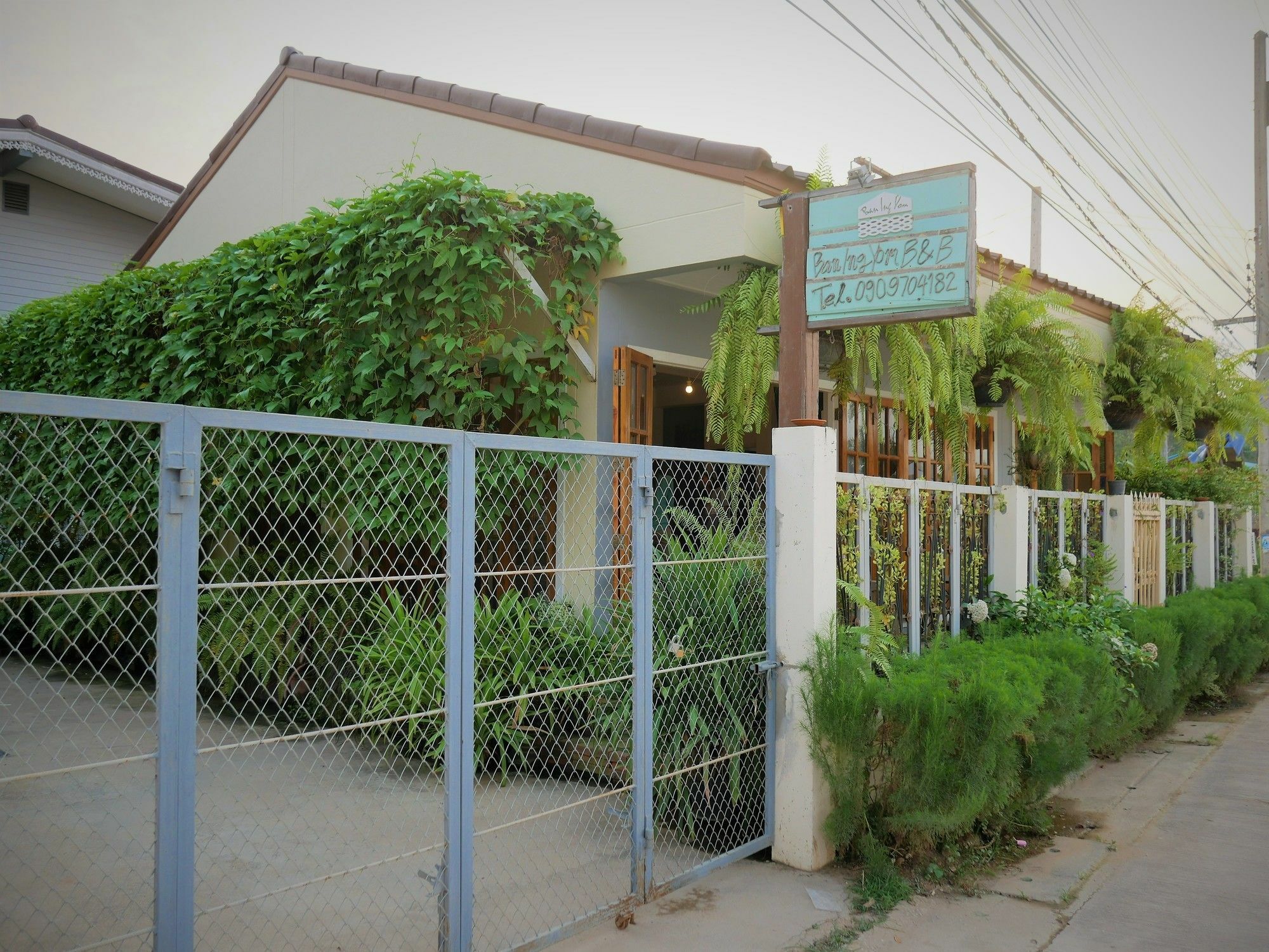 Ban Ing Yom Bed&Breakfast Sukhothai Bagian luar foto